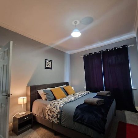 Primos Place - 2 Bedroom In Ashington アシントン エクステリア 写真