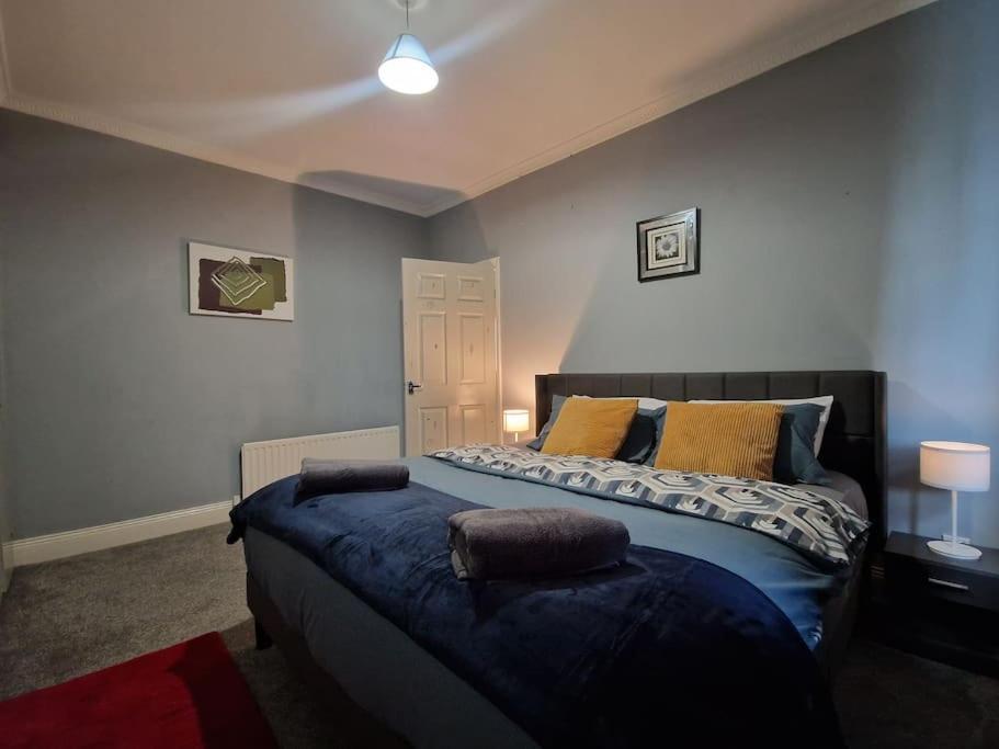 Primos Place - 2 Bedroom In Ashington アシントン エクステリア 写真
