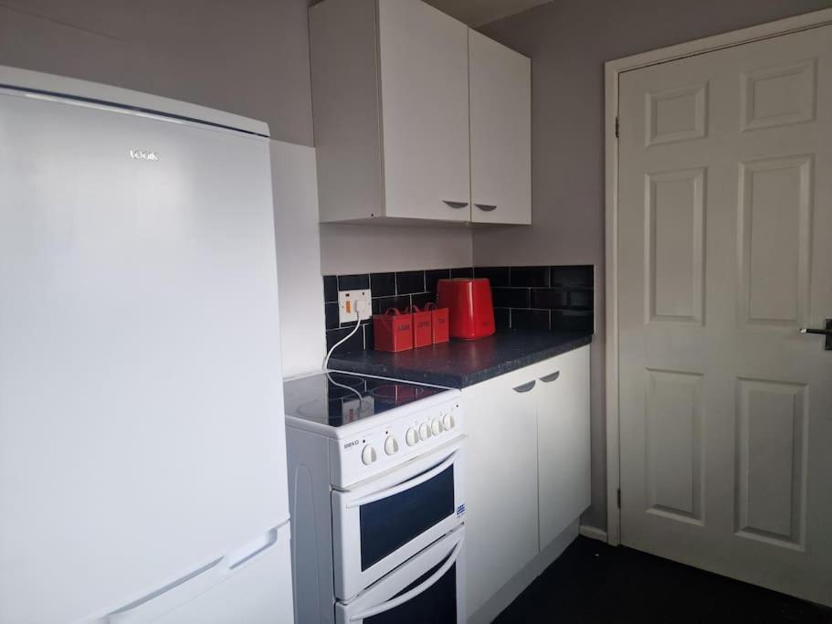 Primos Place - 2 Bedroom In Ashington アシントン エクステリア 写真